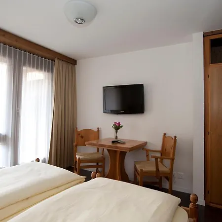 Hotel Ambiente 3*