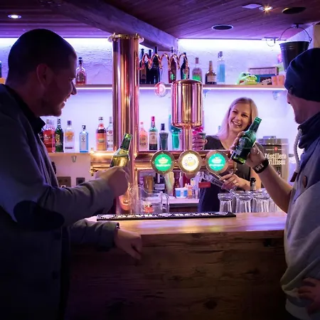 Ambiente Guesthouse 3*